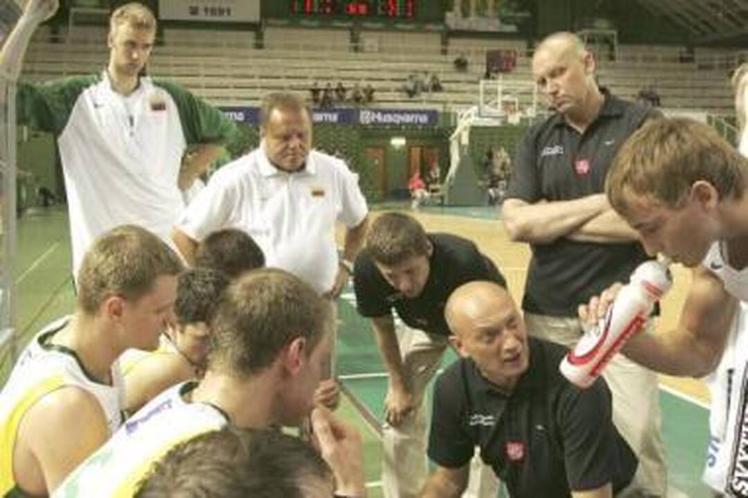 Paieškos: R.Butautas kandidatų į pagrindinę rinktinę ieško rezervinėje komandoje.