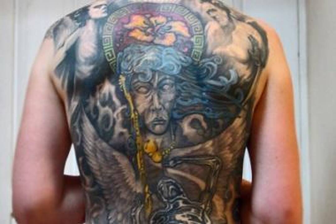 Tatuiruočių rekordininkė savo aistrą slepia nuo tėvų