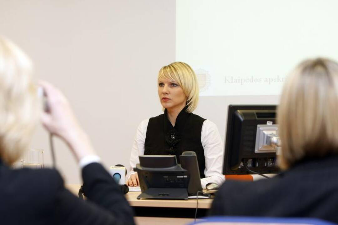 Sukčiai savo aukas mulkina it naivuolius   