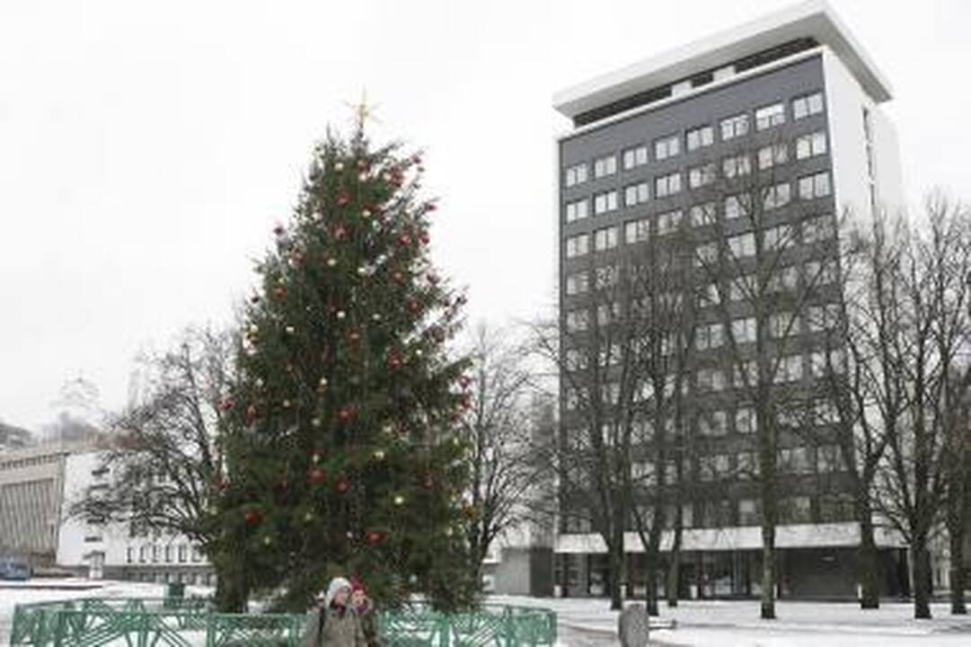 V.Romanovo pastatas valdžiai nebetinka?