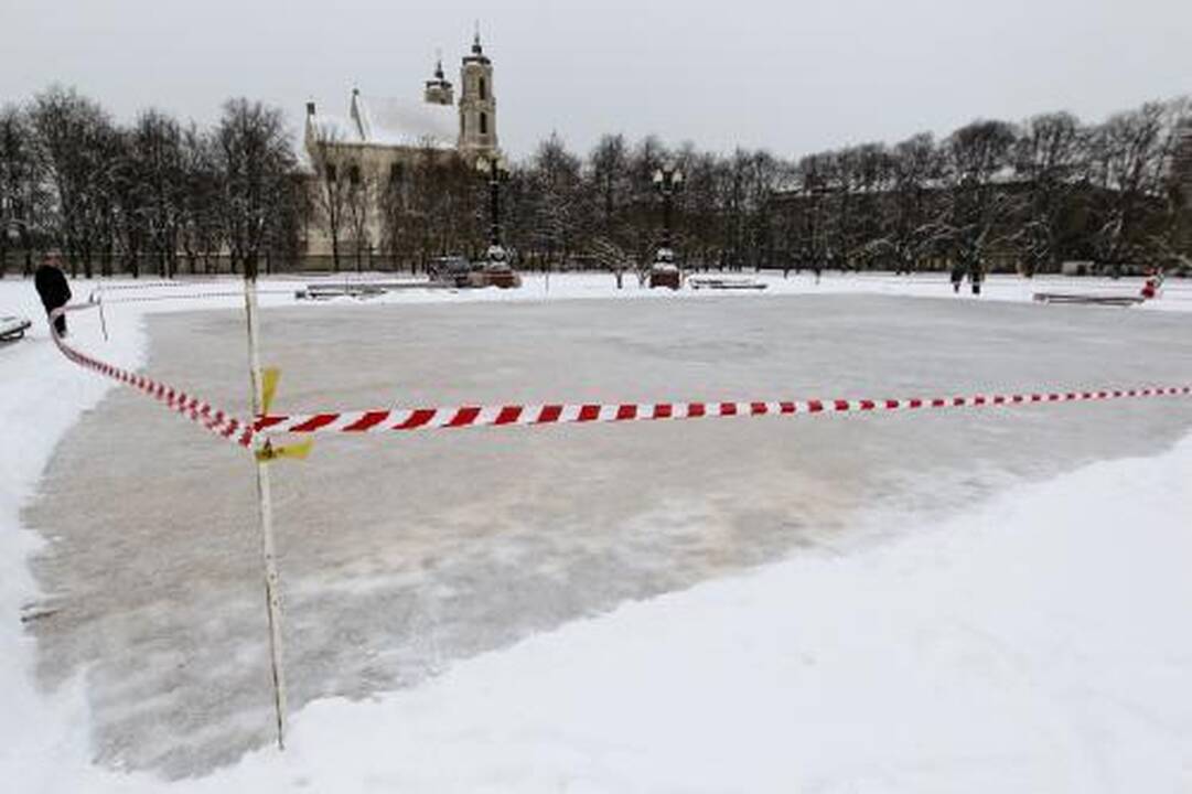 Čiuožykla veiks tik kine?