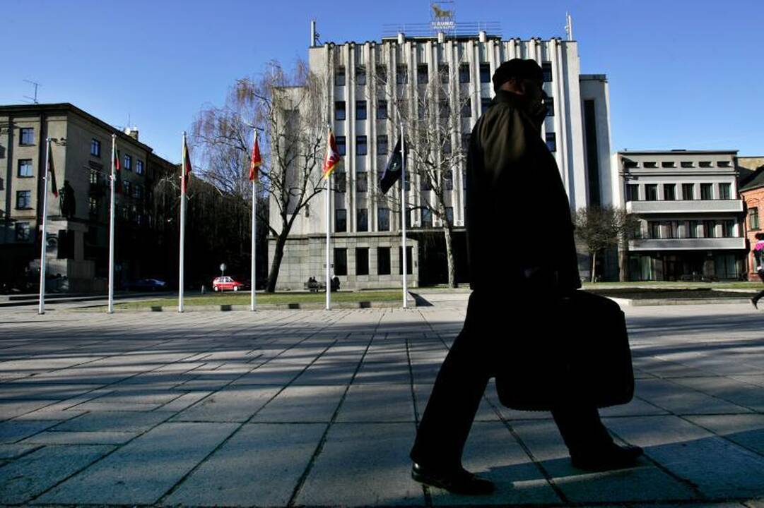Kauno miesto savivaldybė perstumdė kėdes
