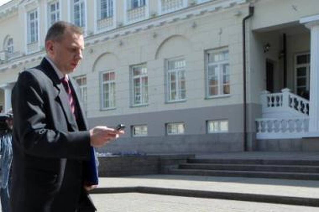 Permainos: iki šiol ramiai Akmenėje gyvenęs D.Valys nuo antradienio pasiners į įvykių sūkurį Vilniuje.