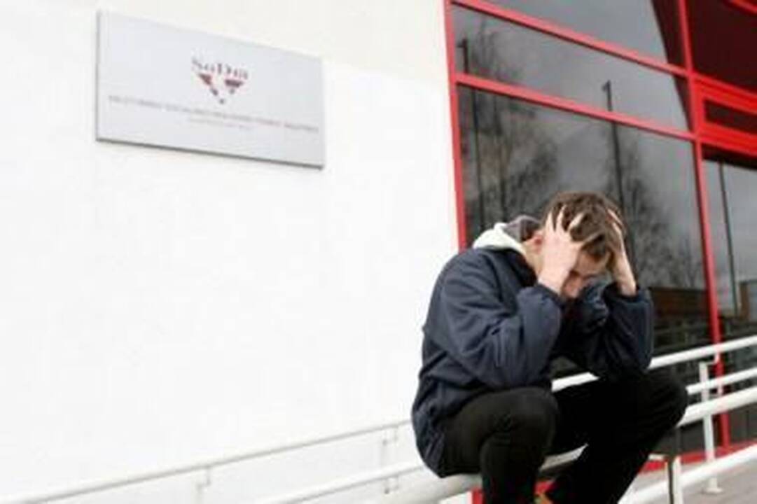 Nesismulkina: kaip išsireikalauti pinigų iš skolininkų, "Sodros" specialistai nesuka galvos – jie smogia skaudžiausiai – areštuoja visas skolingų mokesčių mokėtojų sąskaitas, o...