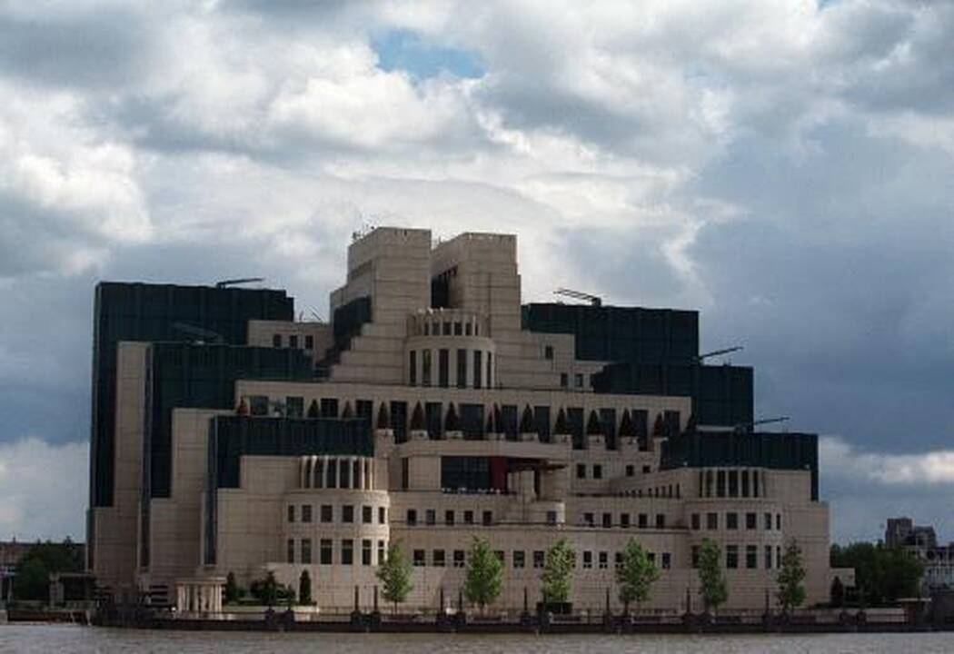 B.Berezovskį nužudė                   MI6?