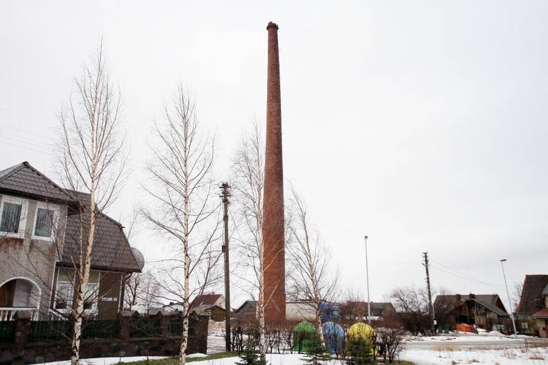 Plytinės kaminą uostamiestyje griaus aukštalipiai