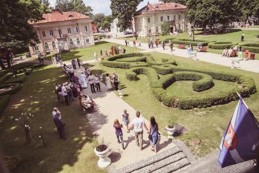 Plaukikai skrodė Lampėdžių karjerą