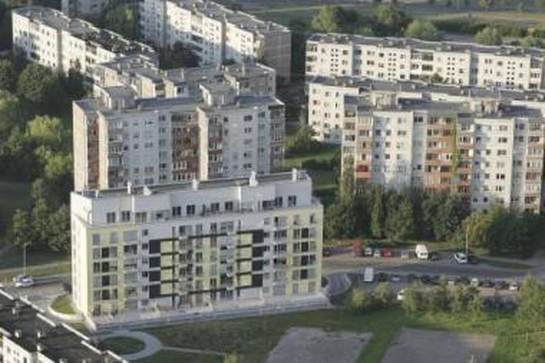Prievolė: naujo NT mokesčio klausimas iš Seimo darbotvarkės nebus išbrauktas, tačiau politikai siūlo kol kas jo neįvesti.