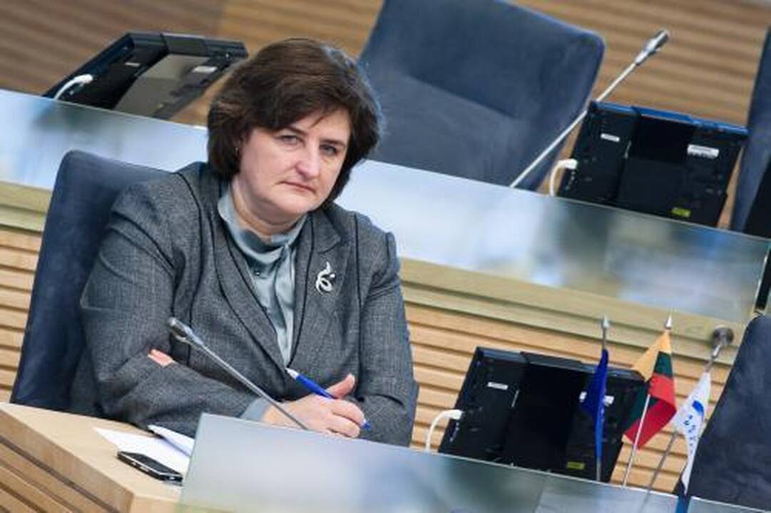 Ketinama grįžti prie dienų kilnojimo