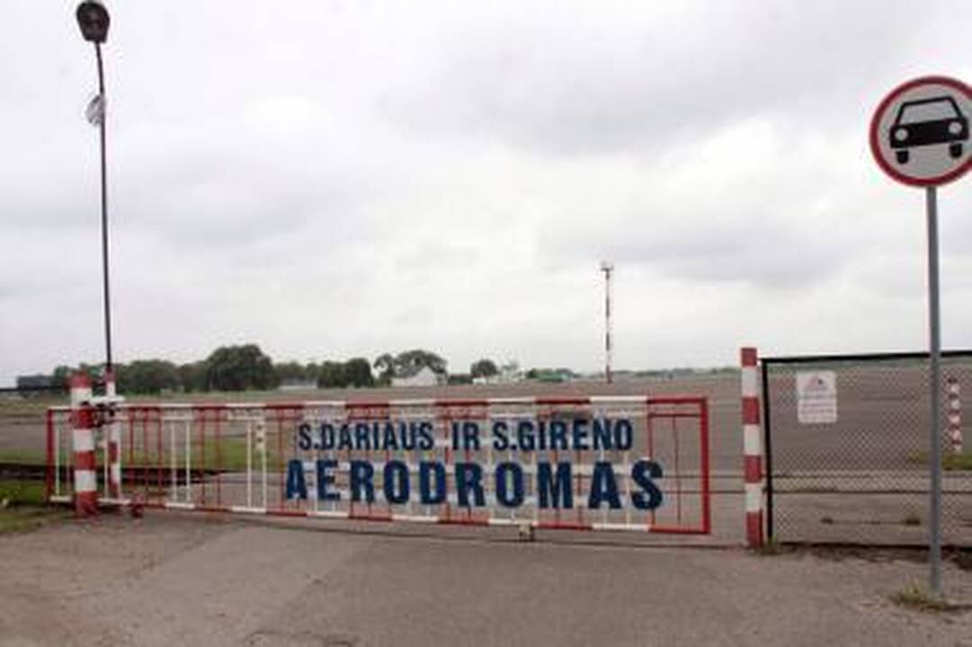 Aleksoto aerodrome – mero tėvo šešėlis?