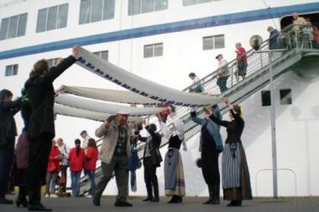 Turistų iš užsienio gintarais nebevilios