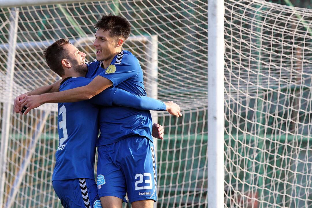 Futbolas: „Stumbras“ – „Banga“ 3:0