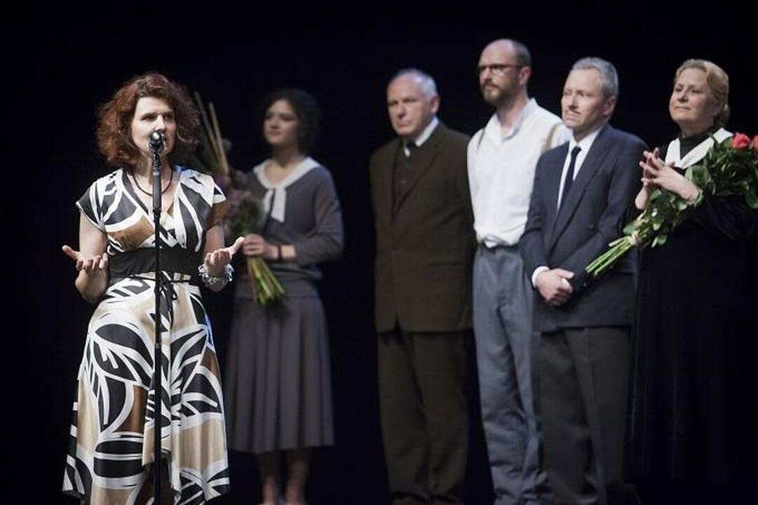 J.Jurašui ir A.M.Sluckaitei-Jurašienei – garbės ženklas