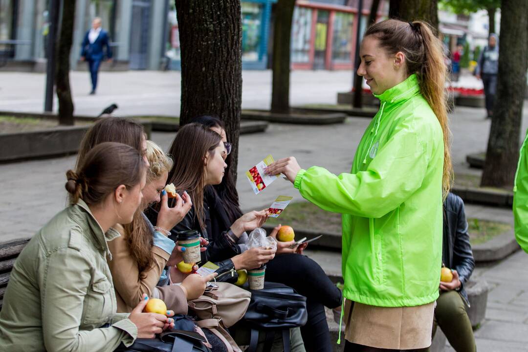 Akcija „Obuolys vietoj cigaretės“