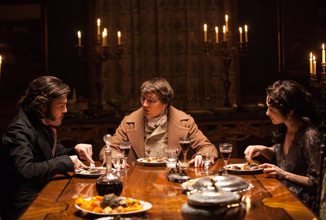 Lietuvoje kurtas BBC serialas „Karas ir taika“