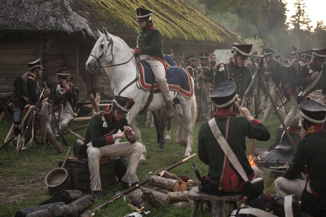 Lietuvoje kurtas BBC serialas „Karas ir taika“