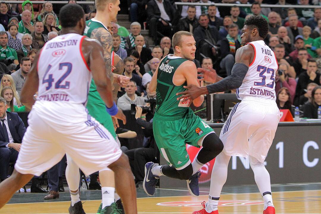 Eurolyga: „Žalgiris“ – „Anadolu“ 68:76