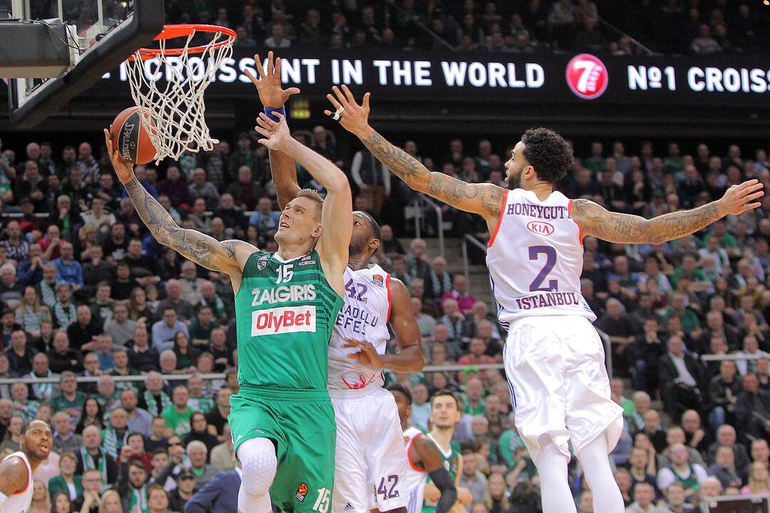Eurolyga: „Žalgiris“ – „Anadolu“ 68:76