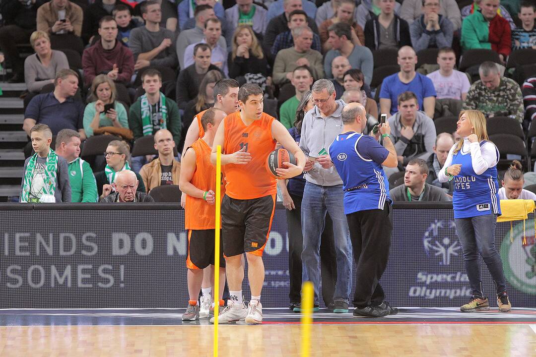 Eurolyga: „Žalgiris“ – „Anadolu“ 68:76