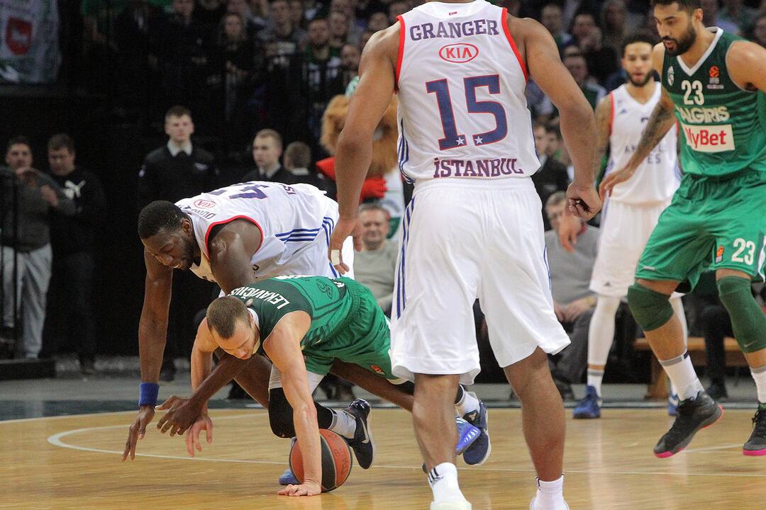 Eurolyga: „Žalgiris“ – „Anadolu“ 68:76
