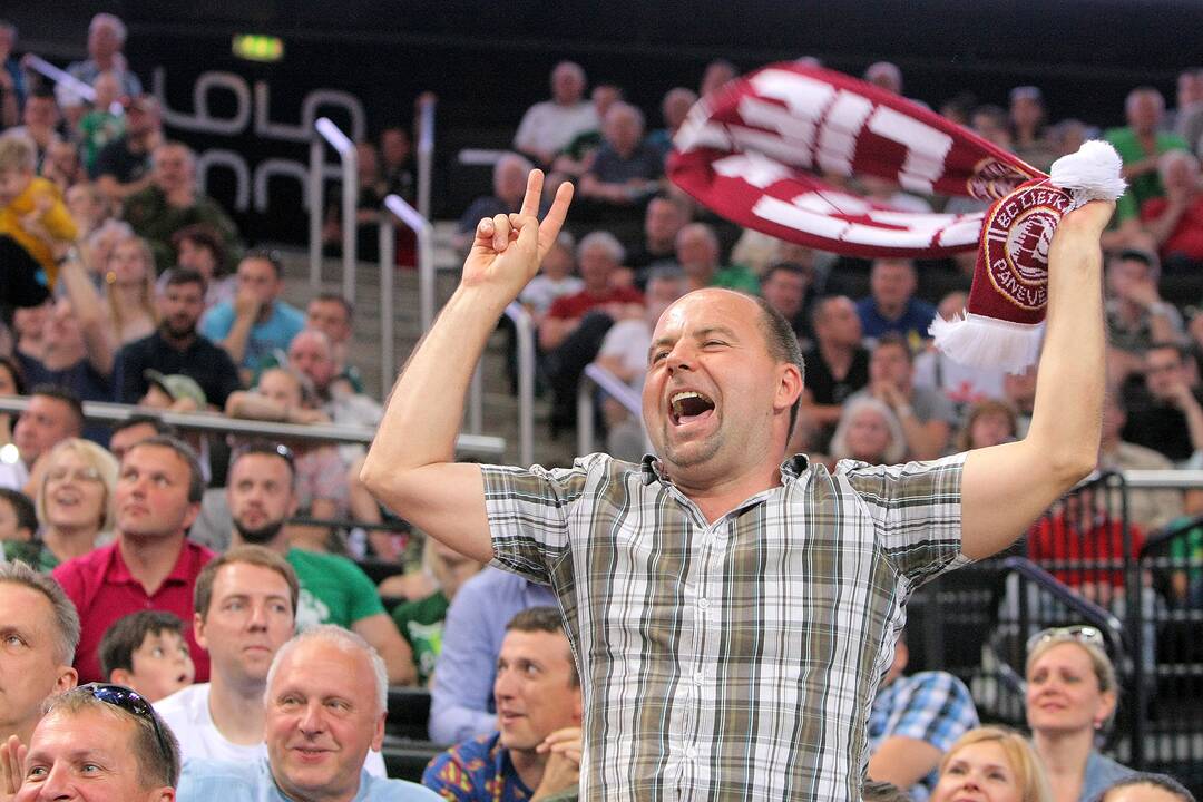 LKL finalas: „Žalgiris“ – „Lietkabelis“ 73:67