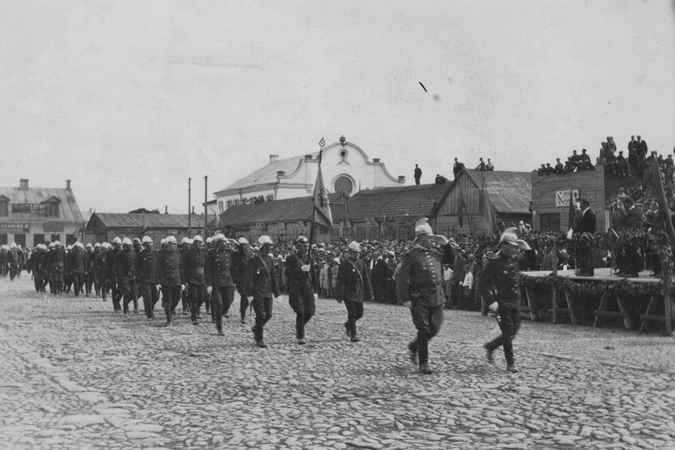 Lietuvos prezidento Antano Smetonos (1874–1944) sutikimas Šiauliuose 1927 m.