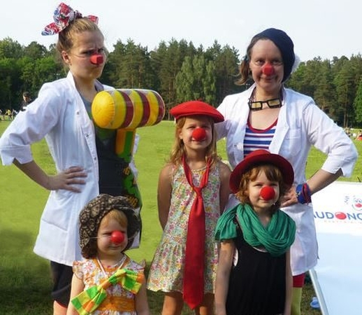 Šypsenos, kurios padeda sveikti: gydytojų klounų istorijos