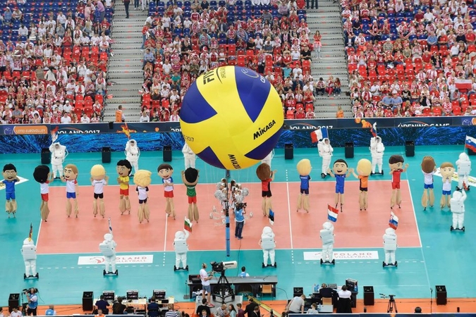 Europos tinklinio čempionatas startavo 65 tūkst. žiūrovų akivaizdoje