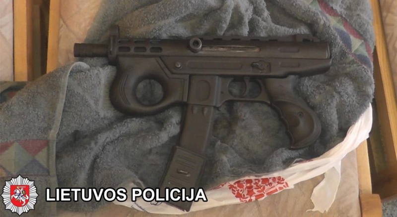 Uostamiesčio taksi vežiojosi ginklus ir narkotikus