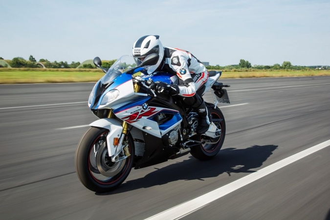 Keturiems BMW motociklų modeliams – geriausiųjų laurai