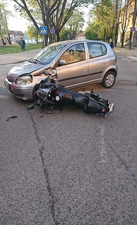 Avarija Klaipėdoje: motociklu važiavę žmonės išvežti į ligoninę