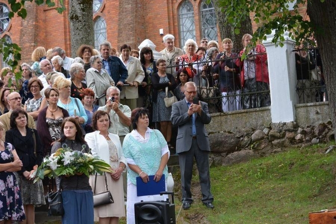 Vilkijoje atidengtas paminklas Lietuvos savanoriams