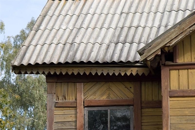 Surdegio stoties stogas atgaus istorinę išvaizdą