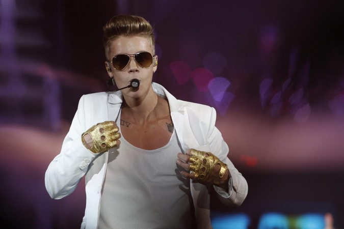 Justinas Bieberis traukiasi?