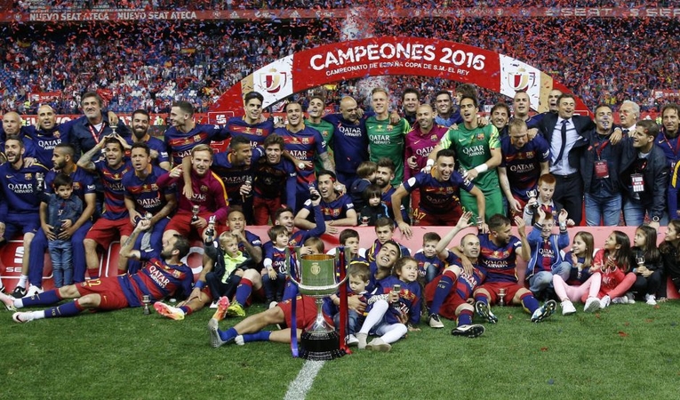 „Barcelona“ 28 kartą iškovojo Ispanijos futbolo taurę