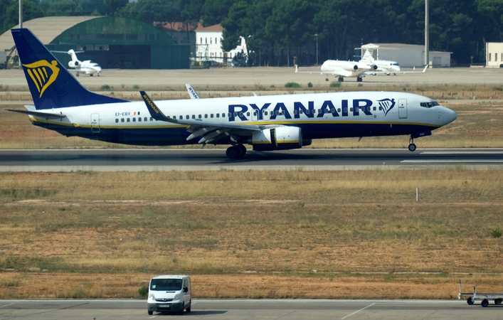„Ryanair“ pilotai ruošiasi naujai streikų bangai Europoje