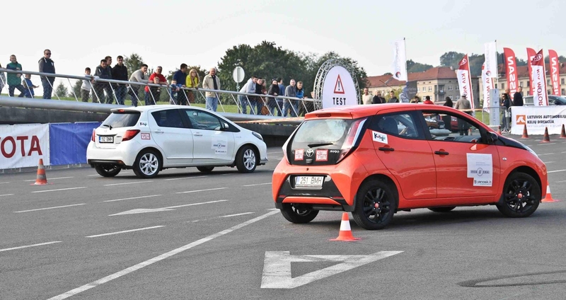 Geriausiojo titulo konkurso dalyviai sieks su „Toyota“