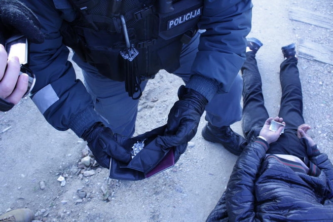 Pareigūnų reidas romų tabore: sulaikyta 15 asmenų