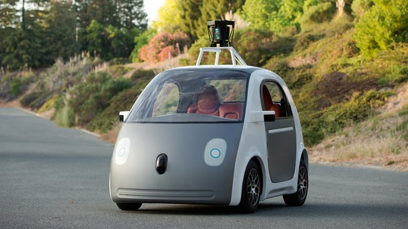 Be vairo ir pedalų: pirmasis naujojo „Google“ autonomobilio bandomasis važiavimas