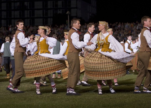 Šokių diena vyks Lietuvos futbolo federacijos stadione.