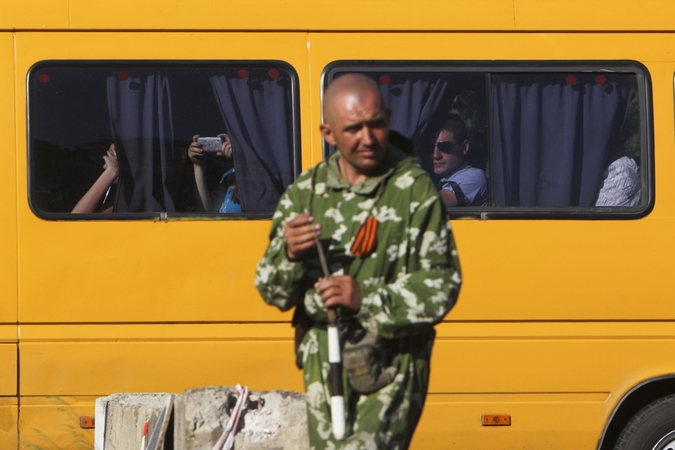 Ukrainoje Luhansko srityje ginkluoti žmonės užėmė keturias vienos bendrovės šachtas