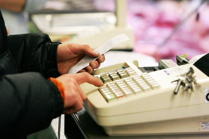 Moteris apiplėšė kioską Šilutės plente