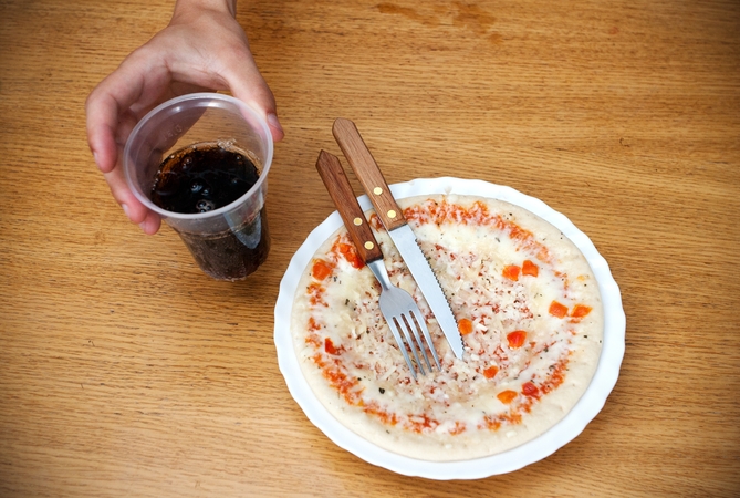 Norite niekada nesirgti? Žiūrėkite, ką valgote