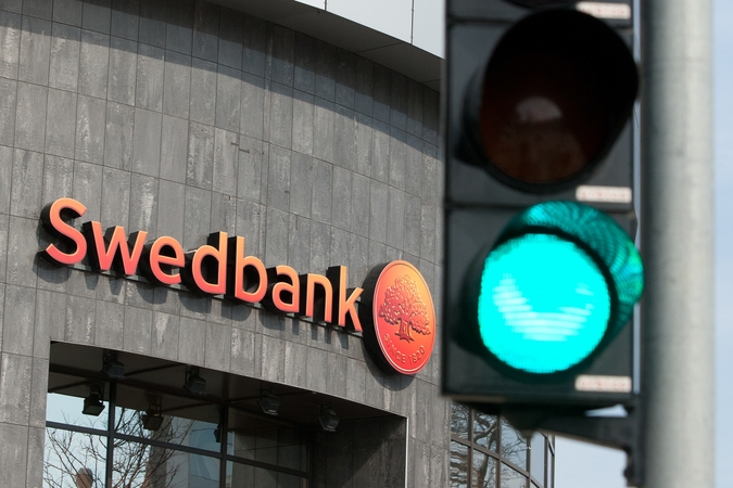 „Swedbank“ klientams pradeda veikti „Apple Pay“ mokėjimai