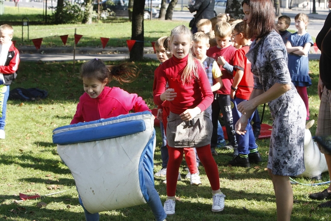 Vitės kvartalo vaikai šėlo jiems surengtoje šventėje