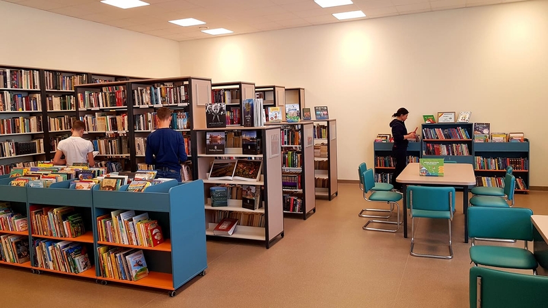 Vieta: pirmoji pakaunės biblioteka perkelta į Čekiškės Prano Dovydaičio gimnaziją.