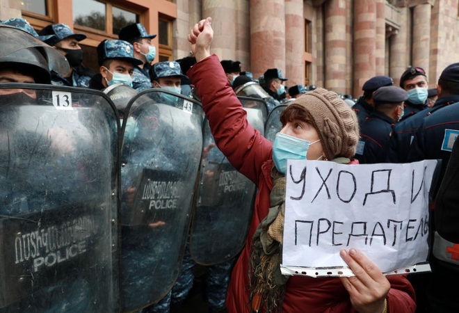 Protestuotojai paralyžiavo Jerevano metro darbą