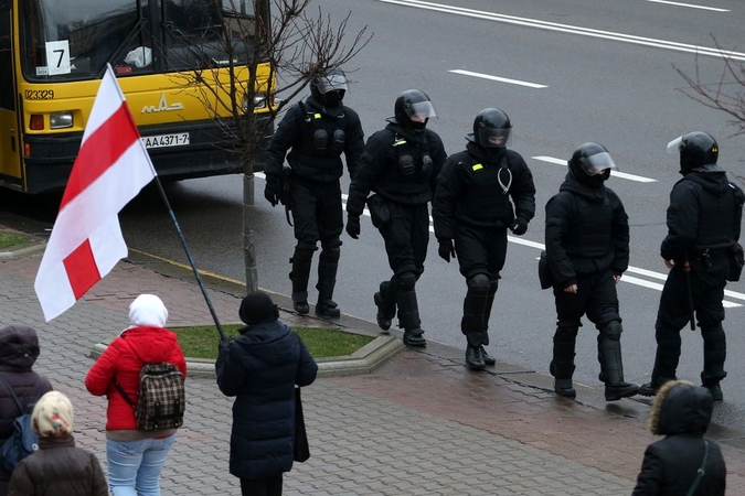 Baltarusijoje sekmadienį per protestus sulaikyta per 320 žmonių