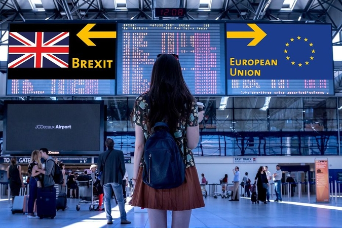 „Brexito“ derybos „neilgam“ įšaldomos dėl COVID-19 atvejo vienoje iš komandų