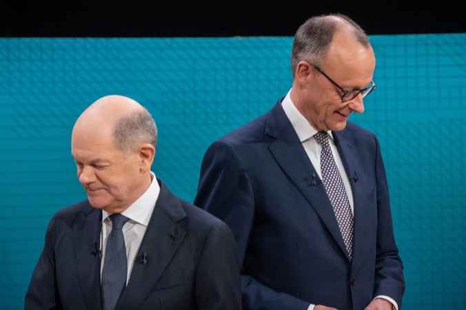 Scholzas ir Merzas rinkimų debatuose susikirto dėl kraštutinių dešiniųjų